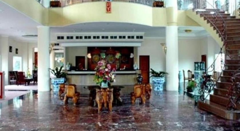 Grand Tiga Mustika Hotel Balikpapan  Dış mekan fotoğraf