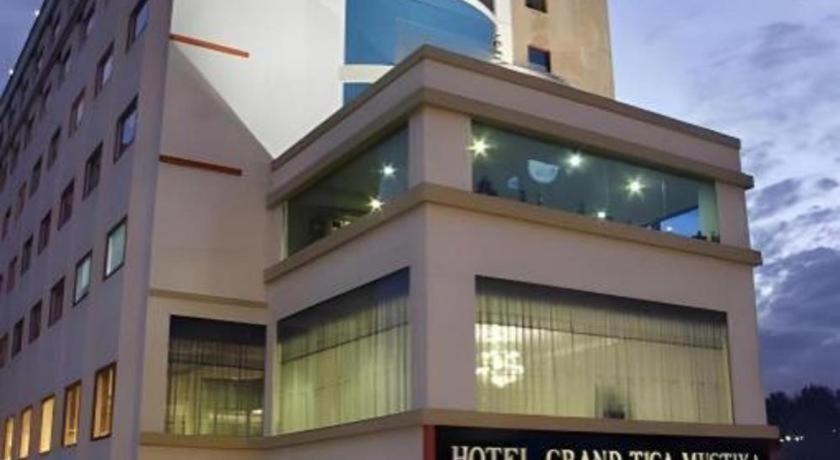 Grand Tiga Mustika Hotel Balikpapan  Dış mekan fotoğraf