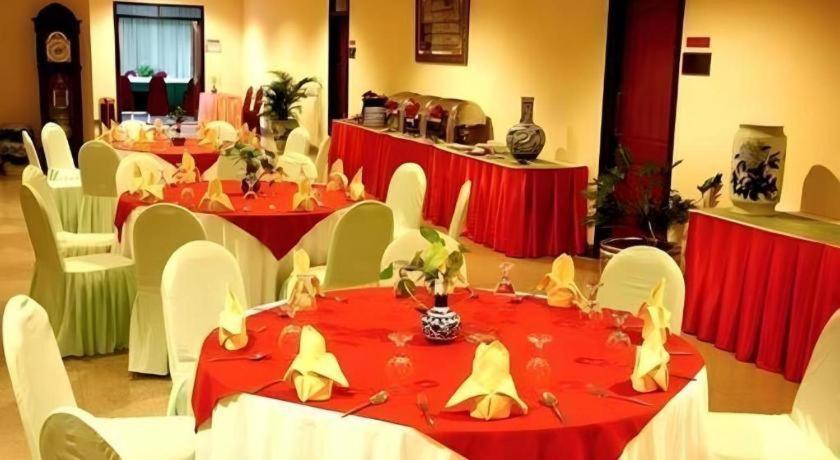 Grand Tiga Mustika Hotel Balikpapan  Dış mekan fotoğraf