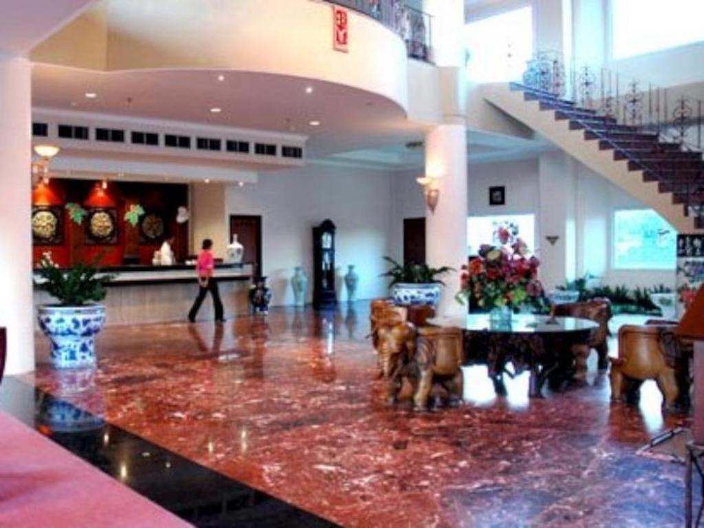 Grand Tiga Mustika Hotel Balikpapan  Dış mekan fotoğraf